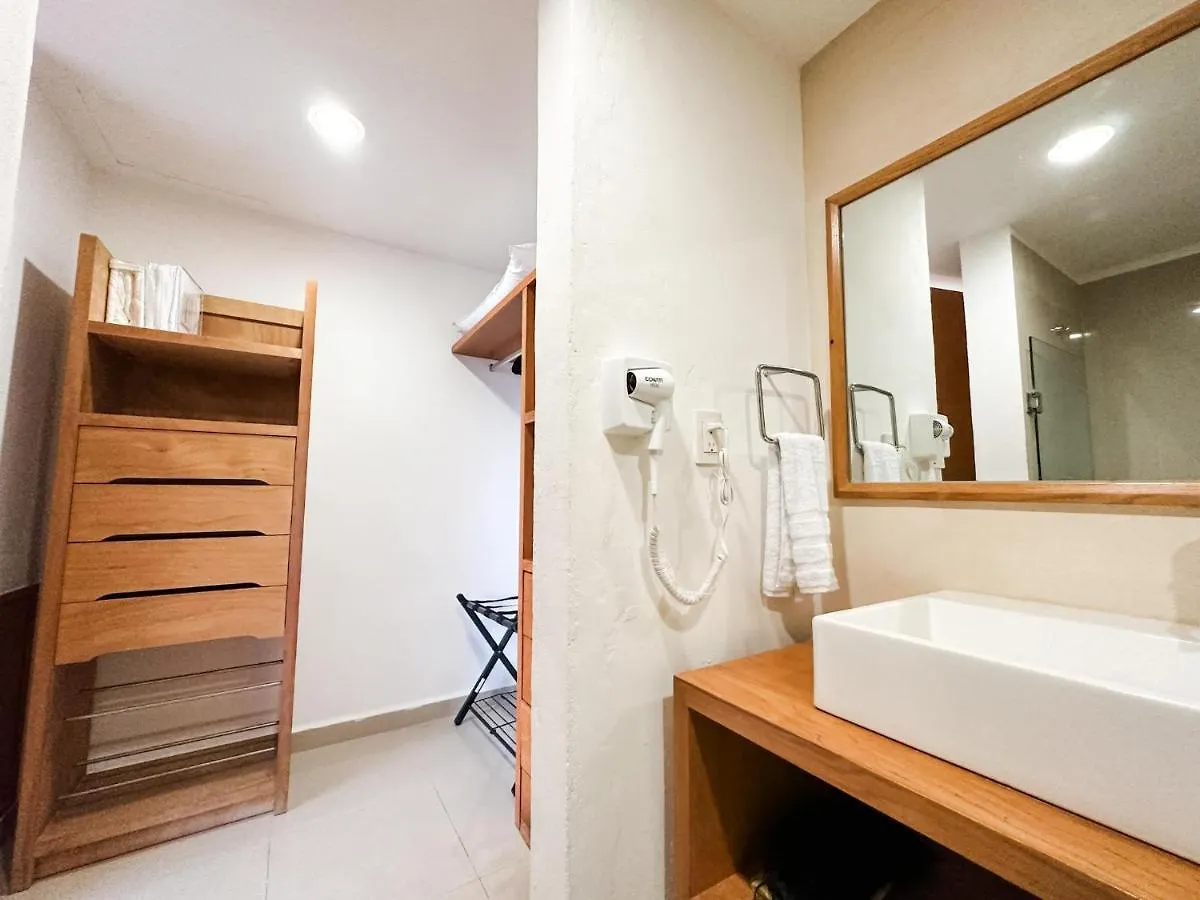 Azulb15 3 Bedroom Playacar Phase II Playa del Carmen Apartman